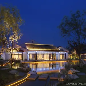 Radisson Blu Wetland Park Hotel